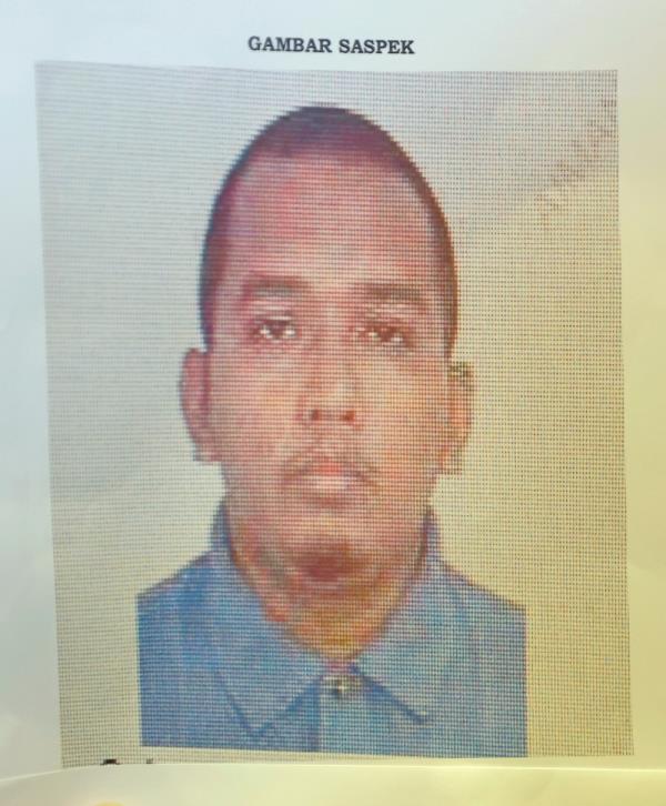 The suspected shooter who fled the scene was named as Hafizul Harawi, 38, Bukit Aman Criminal Investigation Department (CID) director Commissio<em></em>ner Datuk Seri Mohd Shuhaily Mohd Zain told a news co<em></em>nference at KLIA. — Bernama pic