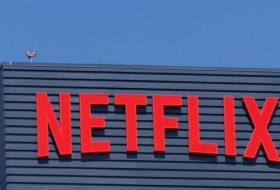 Netflix的密码限制和广告选项超过华尔街预测